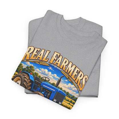 Real Farmers Blue Tractor – Gildan 5000 T-Shirt | 307-R1