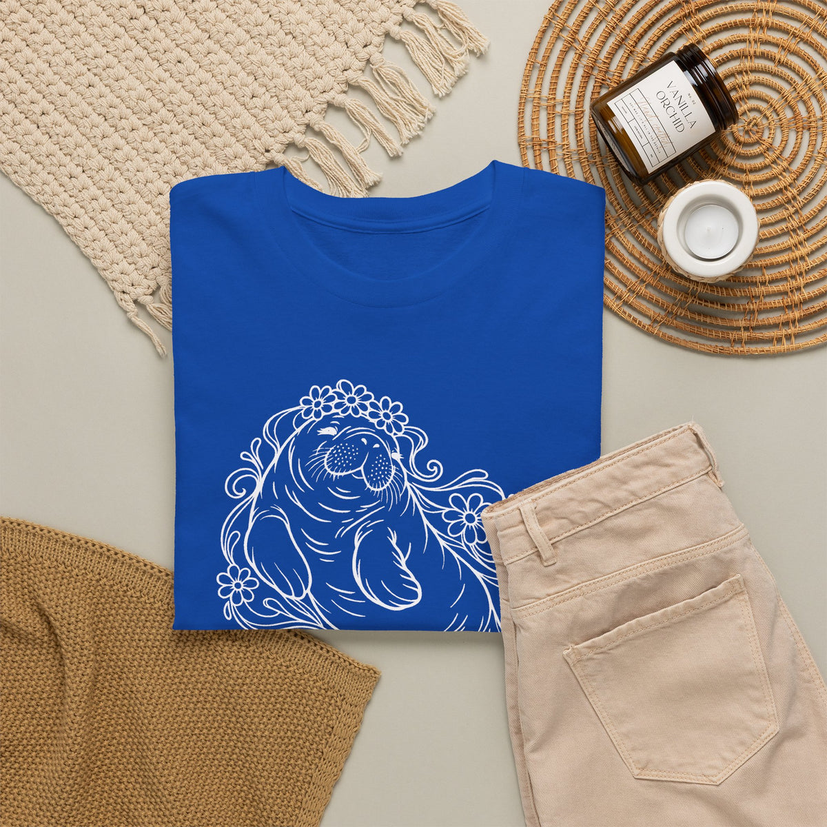 Dreamy flower-crowned manatee T-Shirt