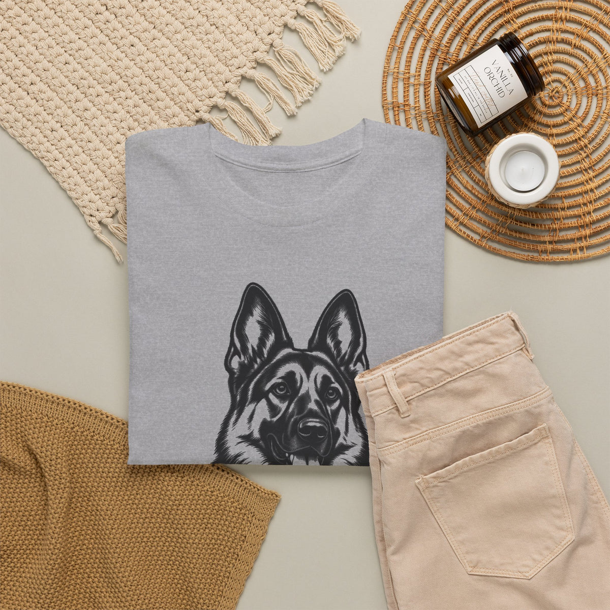Paw and Order – Gildan 5000 T-Shirt | 111a-v2