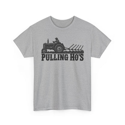 Pulling Ho's One Color – Gildan 5000 T-Shirt | 235a-v2